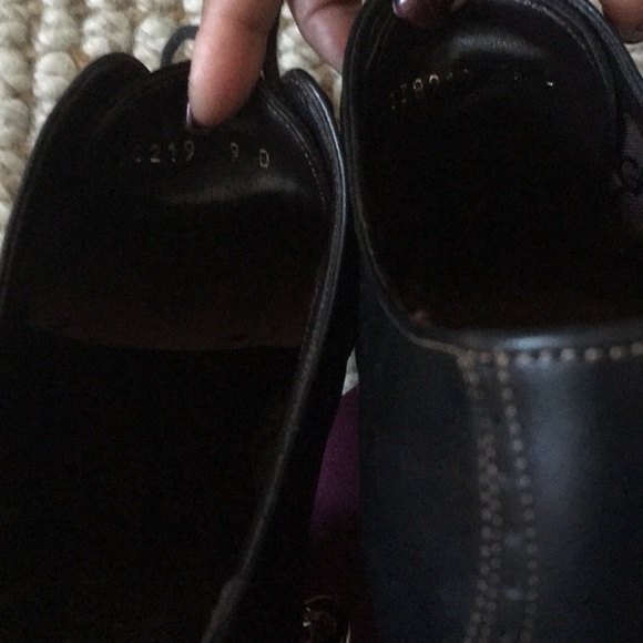 Men’s Wingtip Gucci Shoes - Picture 8 of 8